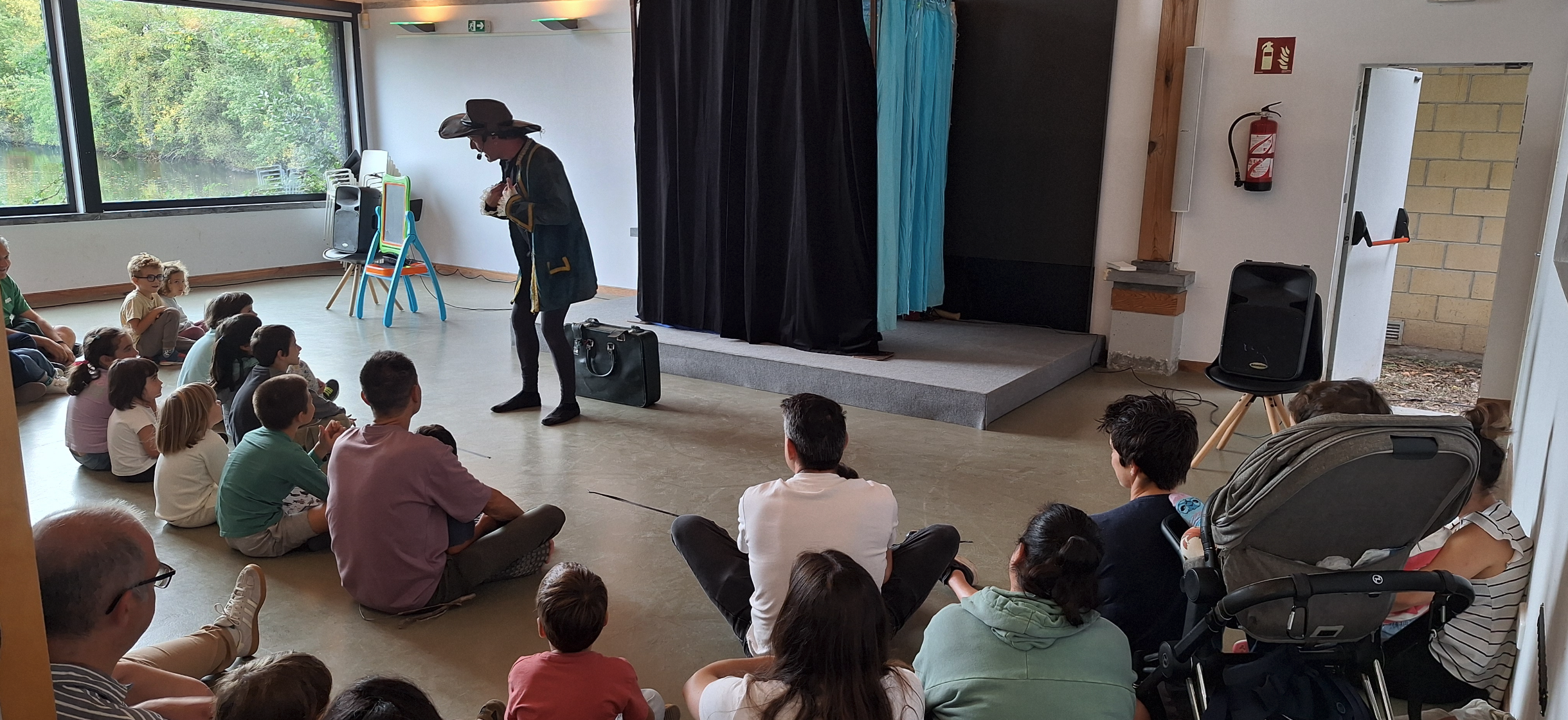 Captura de pantalla 2025-11-03 a las 16.23.21