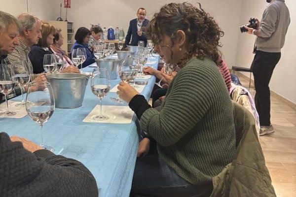 fc268419-f8ea-449d-964d-68aca7bc3299 (1)