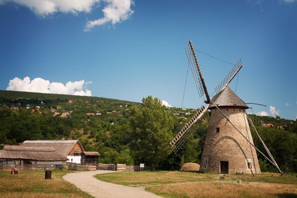 old-windmill-2021-08-26-18-08-35-utc